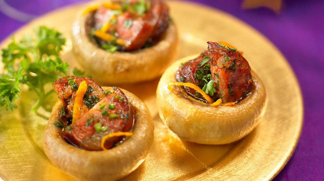These little bite sized bundles of joy are a savoury flavour explosion! Impress your guests with these easy to make appetizers at your next get together. @mushroomscanada #Appetizers #loveONTfood
https://t.co/FmxtVsFGln https://t.co/xYDeaeSbuj


https://www.ontario.ca/foodland/recipes/chorizo-mushrooms-0