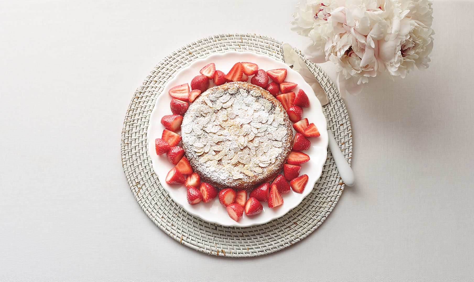 This souffl&eacute; is as tasty as it is stunning. Creamy ricotta and fresh Ontario Strawberries team up to create a mouthwatering dessert perfect for special occasions. #Dessert #loveONTfood #eatlocal 
https://t.co/A0PAqQPdft https://t.co/0uJuFHq5om


https://www.ontario.ca/foodland/recipes/ricotta-souffle-amaretto-strawberries-0