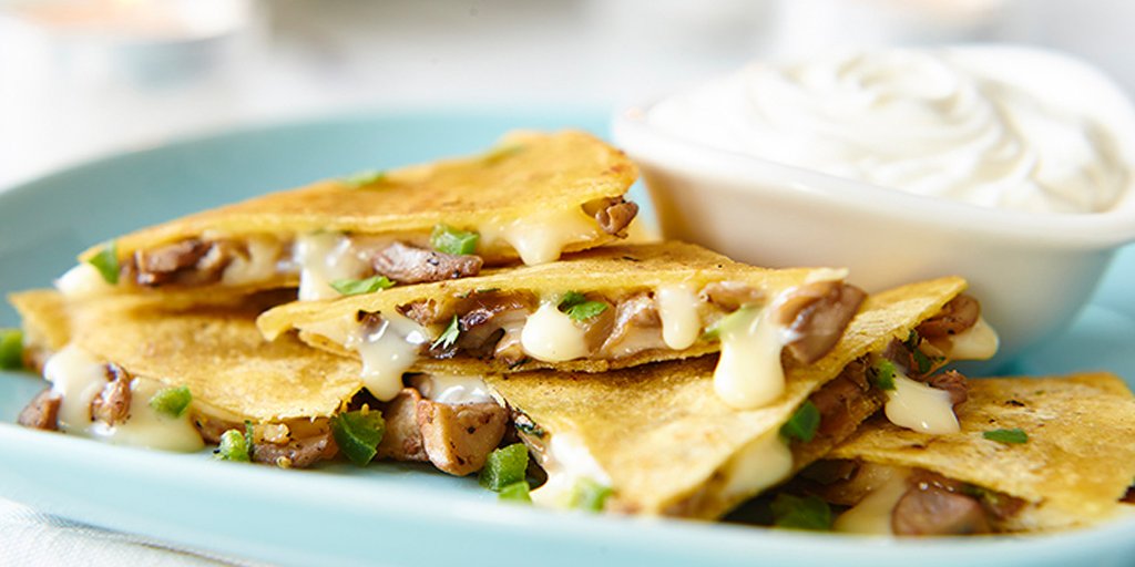 Easy and cheesy, these quesadillas are a perfect light lunch or an appetizer for a casual get-together. https://t.co/gAl1Opy2Ht https://t.co/qM3LGI2nuF


https://bit.ly/3UWZEdy