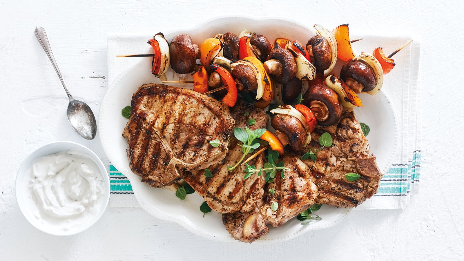 Perfect for the grill, this easy recipe is a delicious way to enjoy Ontario pork. 

Any leftovers can make a great salad for lunch! 
https://t.co/Dipy80uRYP https://t.co/sfNckVrALr


https://bit.ly/3aAF1h1