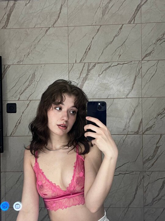 FeliciaTucker's My special one
https://stripchat.com/FeliciaTucker/photos/12609917-71100875