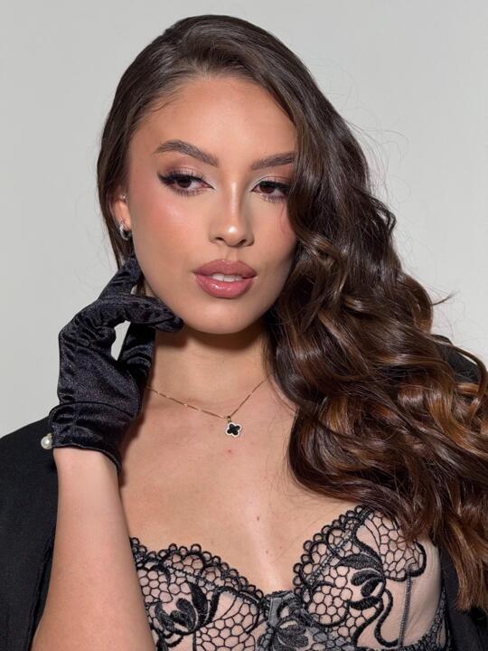 Kaiaferreira's ♥ Sexy Glam ♥
Uploaded 5 days ago

https://chaturbate.com/photo_videos/photoset/detail/kaiaferreira/21988212/