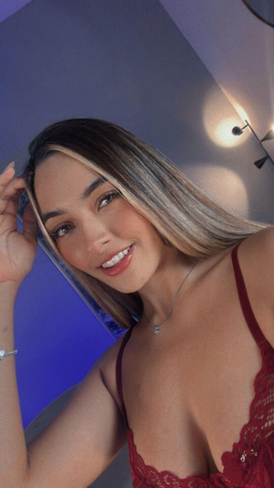 Melissamoore_'s Hey, come here
Uploaded April 08, 2025
Hey, come here
https://chaturbate.com/photo_videos/photoset/detail/melissamoore_/20912549/