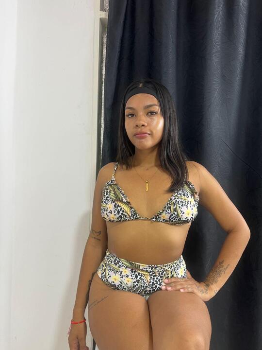 Star420sp's discover everything about me
Uploaded 1 day ago

https://chaturbate.com/photo_videos/photoset/detail/star420sp/22968335/