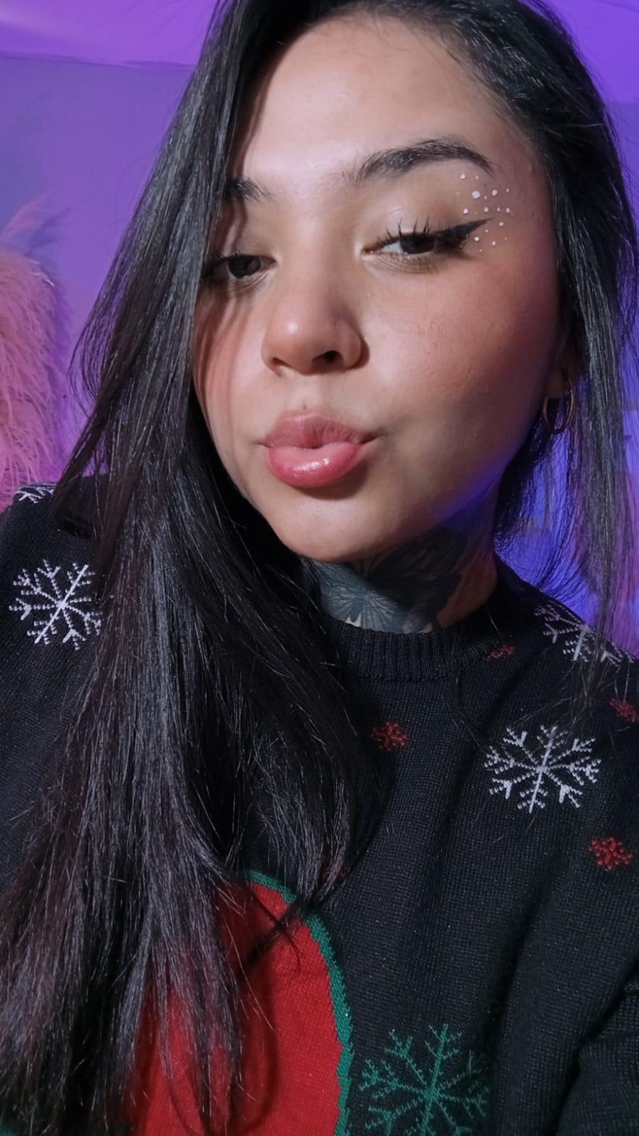 Akeno_kimmi's Merry xmax Uploaded December 24, 2024  https://chaturbate.com/photo_videos/photoset/detail/akeno_kimmi/19980238/