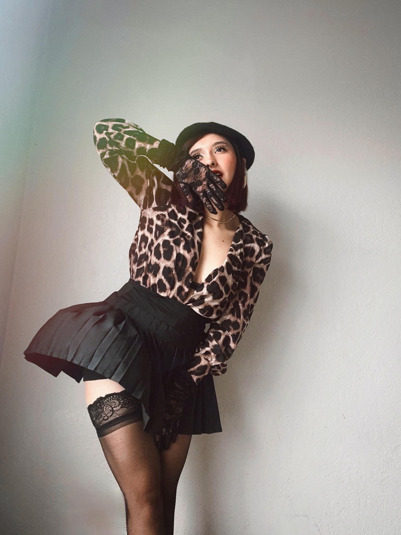 Kat_gh's Kat🔥 Uploaded January 28, 2025  https://chaturbate.com/photo_videos/photoset/detail/kat_gh/20263532/