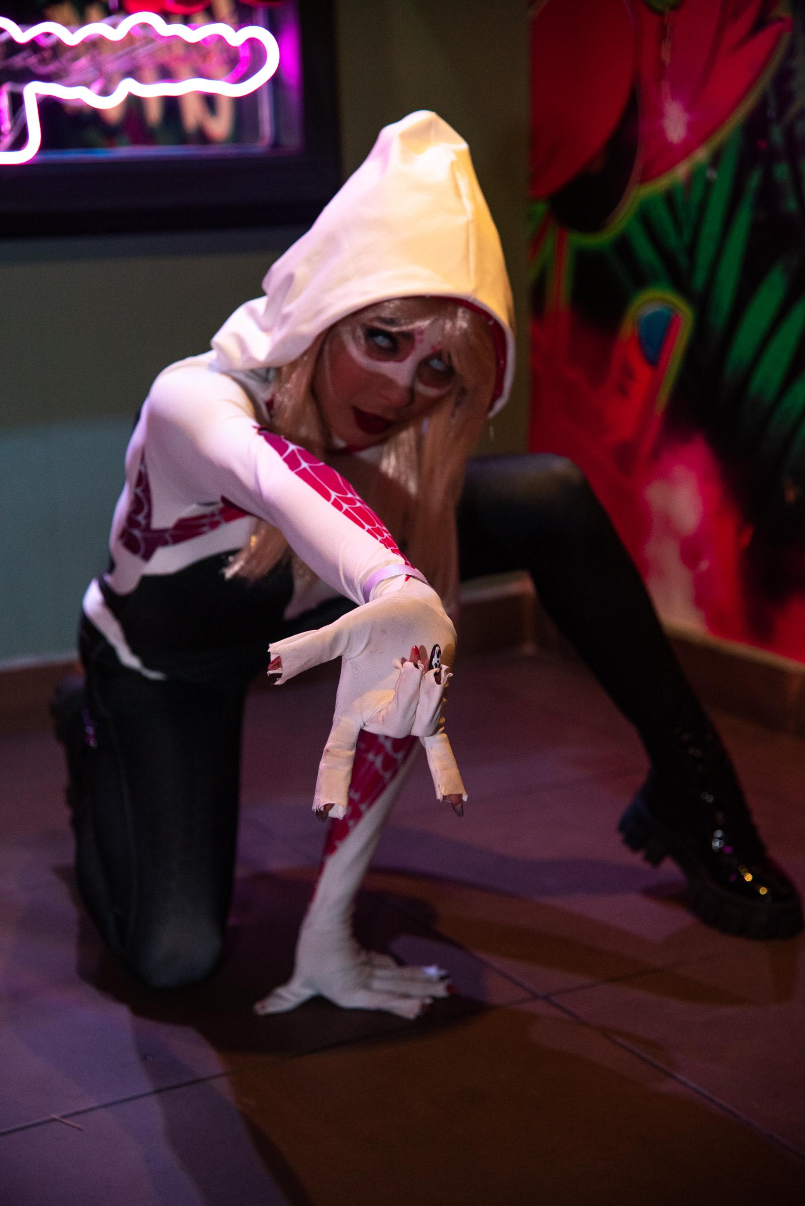 Britany_jhonson_'s Let's remember my Halloween Uploaded November 21, 2023  https://chaturbate.com/photo_videos/photoset/detail/britany_jhonson_/16474887/