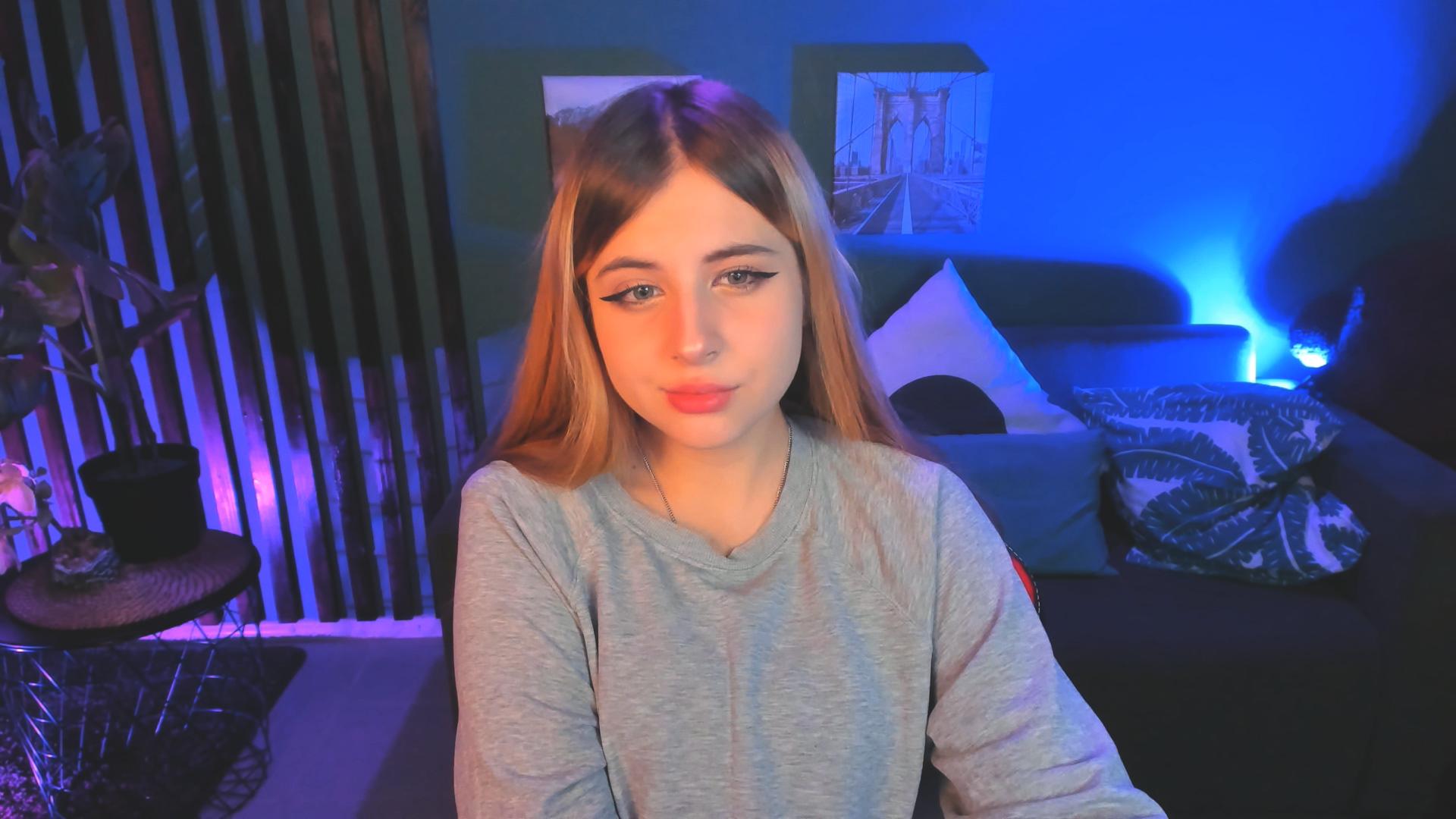 Miriemsoft's kiss Uploaded January 04, 2023  https://chaturbate.com/photo_videos/photoset/detail/miriemsoft/13848970/