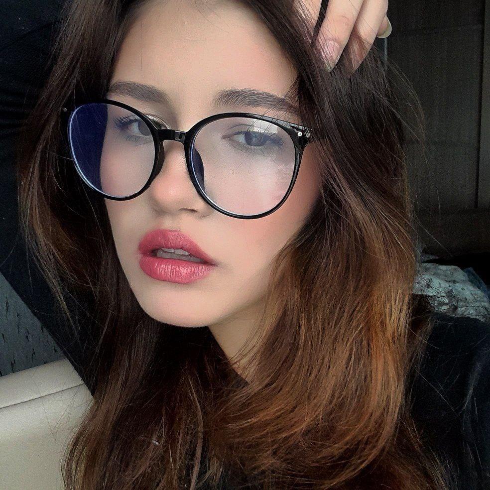 Lynforland's my lovers Uploaded 22 hours ago  https://chaturbate.com/photo_videos/photoset/detail/lynforland/20965928/