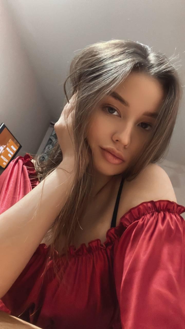 Unforgettable_nicky's Hi! Its Nicky! Uploaded 4 days ago  https://chaturbate.com/photo_videos/photoset/detail/unforgettable_nicky/20947541/