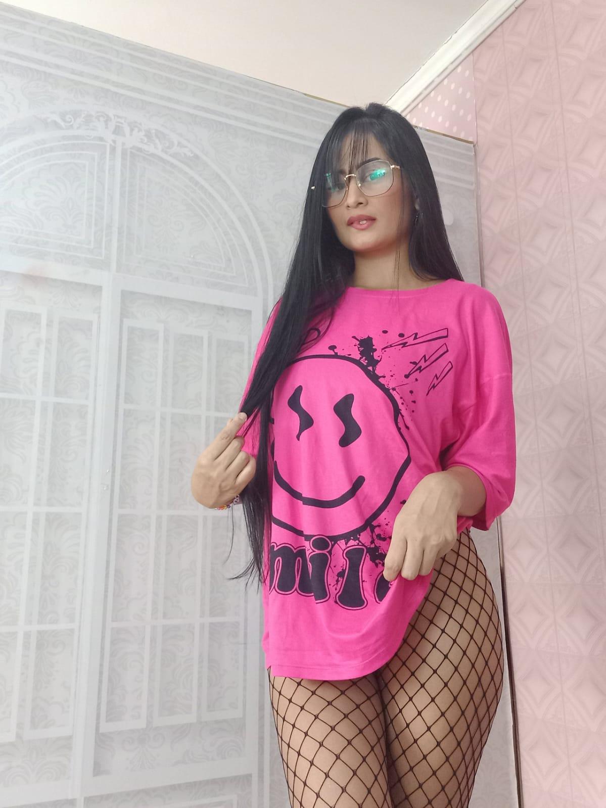 Paulinasexx_'s paulina!
Uploaded May 09, 2023

https://chaturbate.com/photo_videos/photoset/detail/paulinasexx_/14836741/
