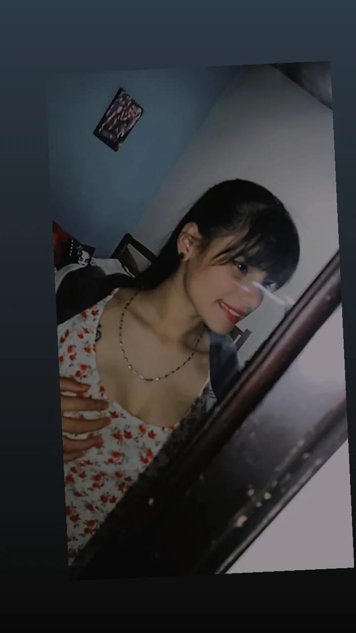 Nhaila_tay's This is me my loves
Uploaded May 01, 2023

https://chaturbate.com/photo_videos/photoset/detail/nhaila_tay/14770389/