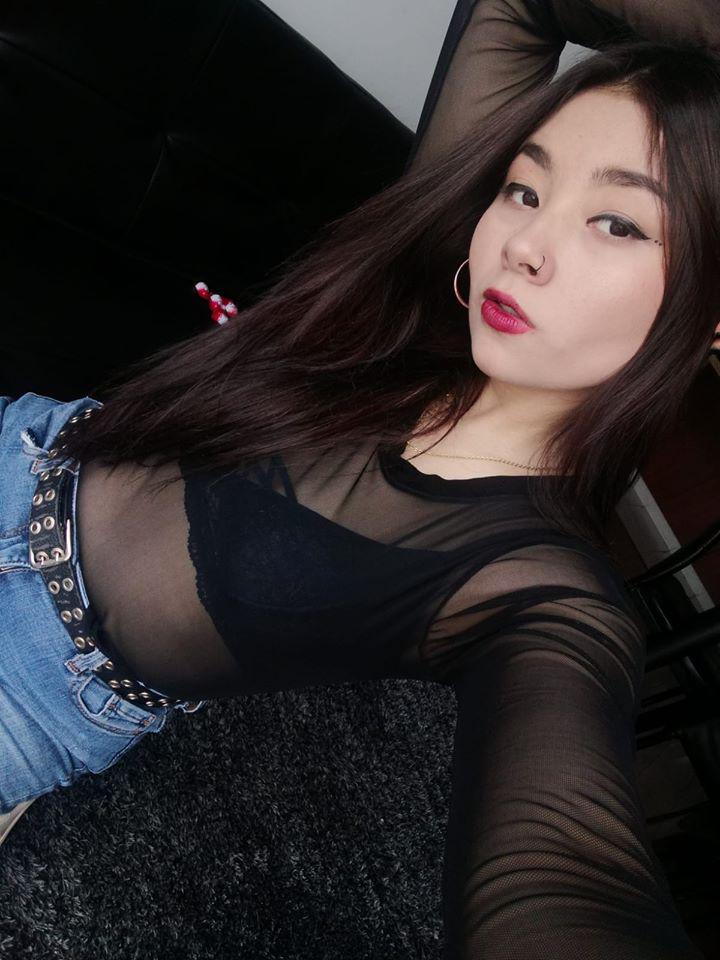 _abbigail's :)
Uploaded July 04, 2020

https://chaturbate.com/photo_videos/photoset/detail/_abbigail/8144846/