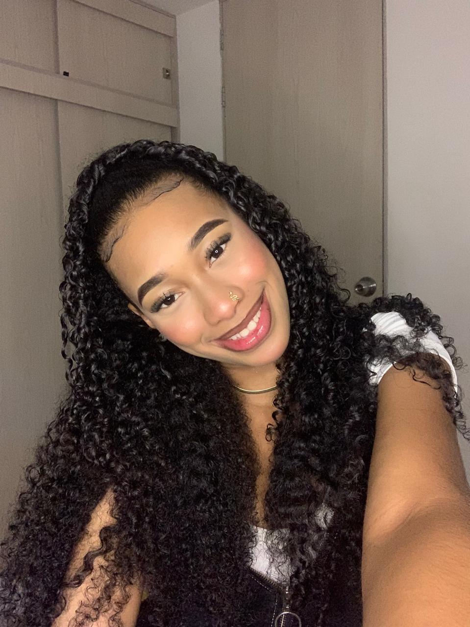 Karymoon's im new
Uploaded 5 days ago

https://chaturbate.com/photo_videos/photoset/detail/karymoon/22144002/