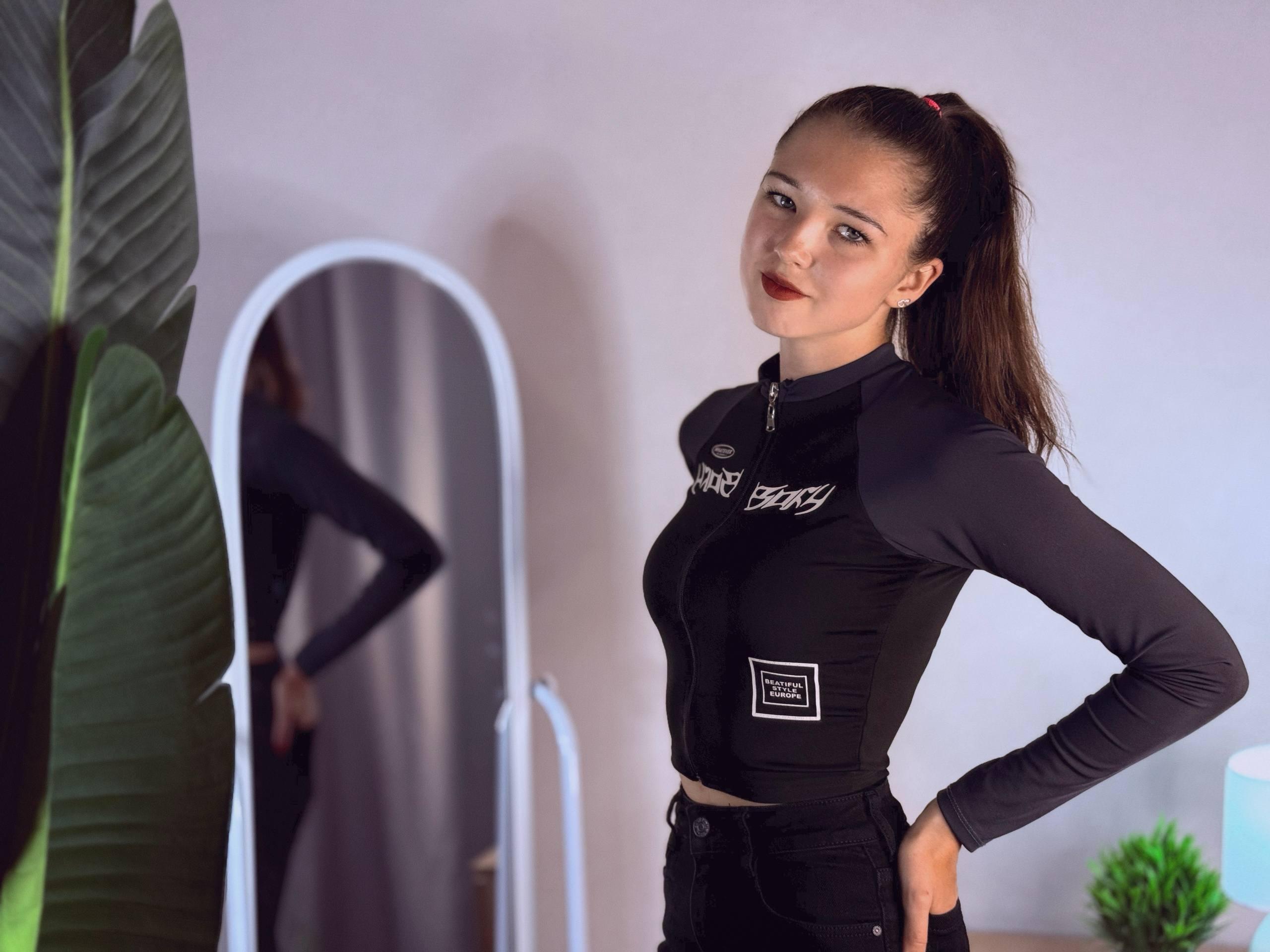 Amanda_reedd's ME ♥
Uploaded 1 day ago

https://chaturbate.com/photo_videos/photoset/detail/amanda_reedd/22220180/