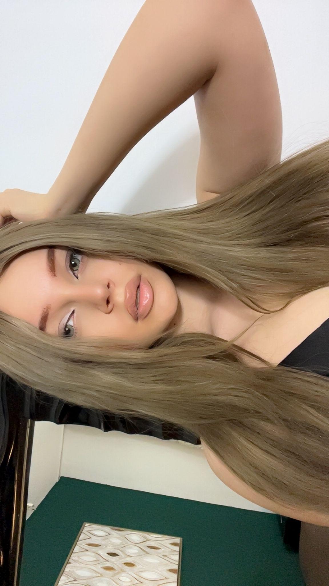 Missy_anjeliina's I m only 18, but I believe in myself 😜
Uploaded 8 hours ago

https://chaturbate.com/photo_videos/photoset/detail/missy_anjeliina/22240545/