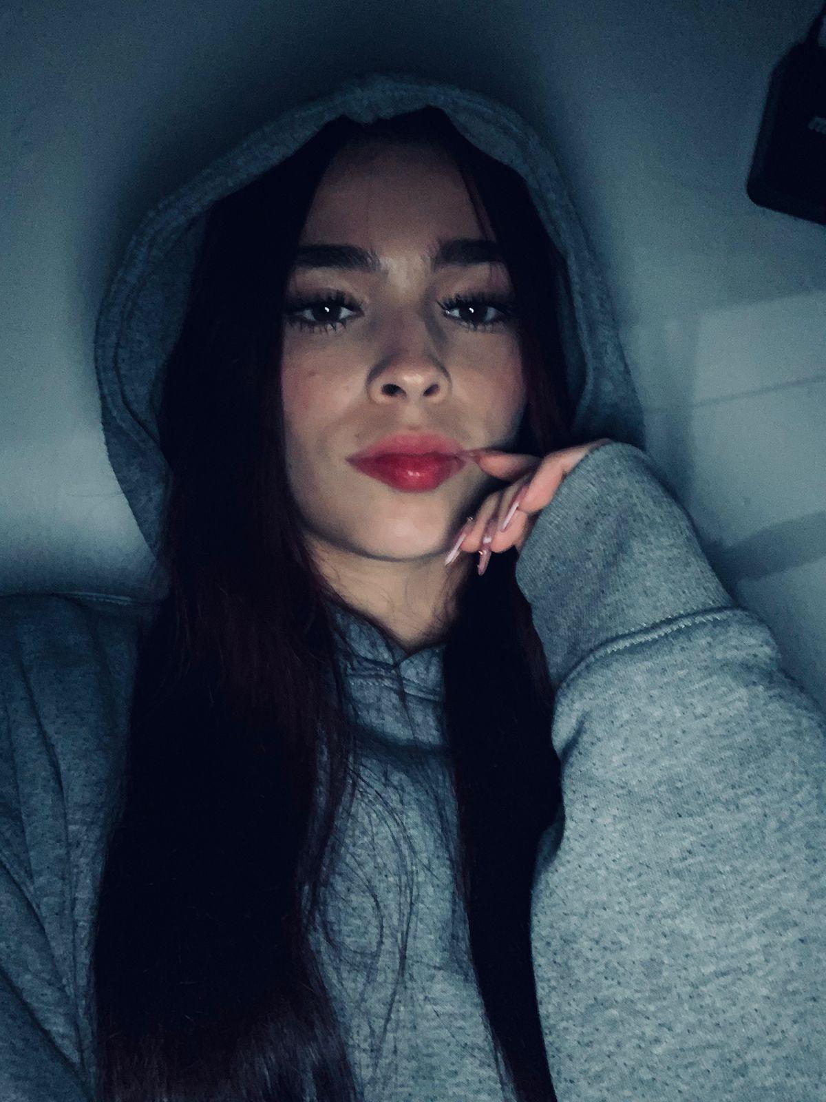 Juliet_ospina's Samantha
Uploaded 4 days ago

https://chaturbate.com/photo_videos/photoset/detail/juliet_ospina/22396433/
