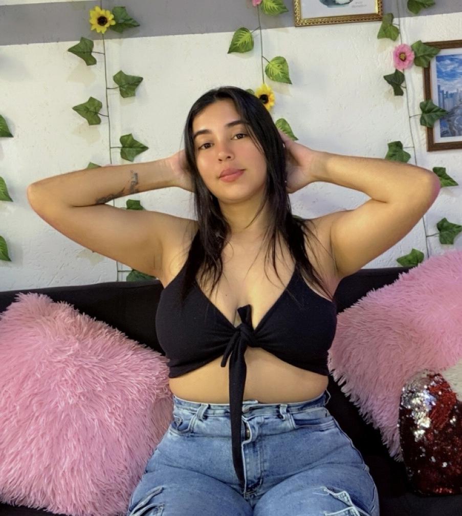 Hannaagt's Cute
Uploaded 3 hours ago

https://chaturbate.com/photo_videos/photoset/detail/hannaagt/22521221/