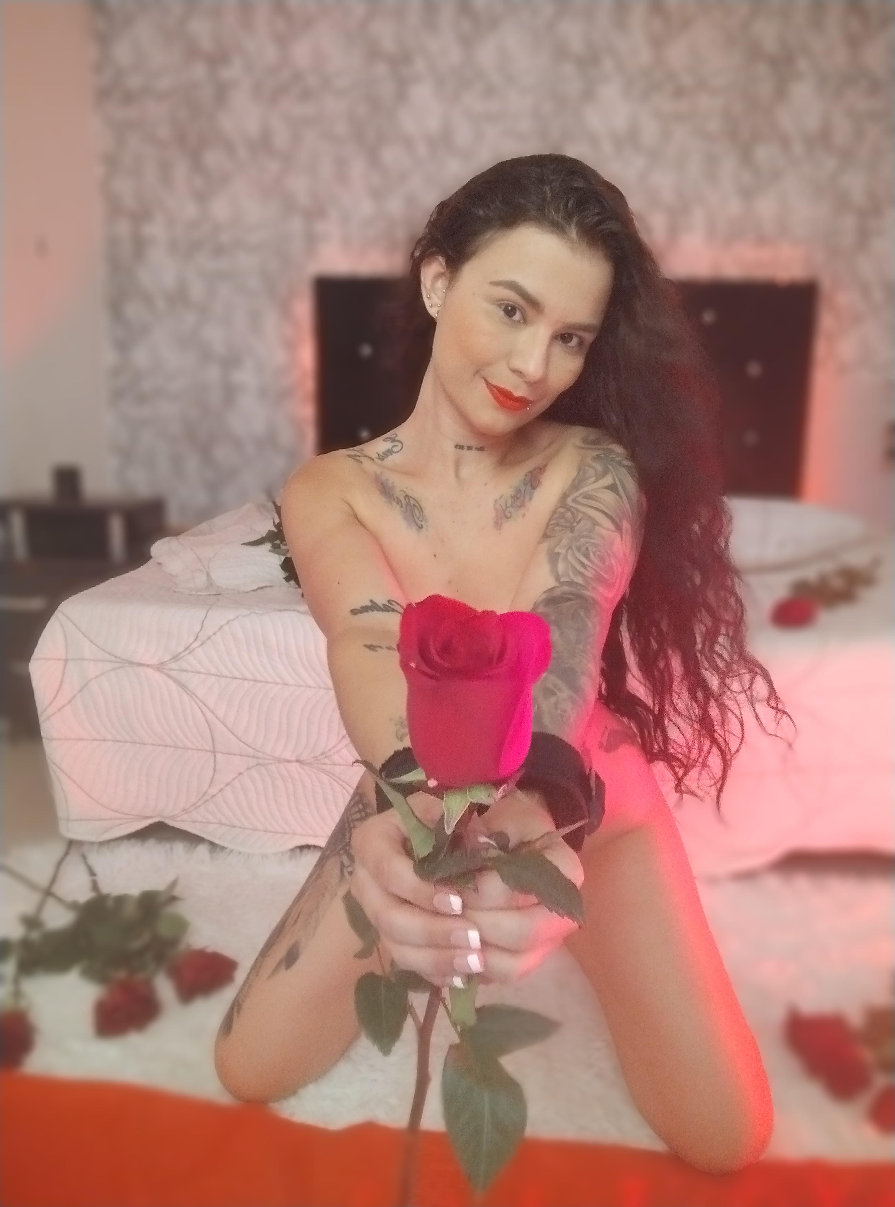 Emmy_gh's Follow me🥰❤️‍🔥
Uploaded September 12, 2024

https://chaturbate.com/photo_videos/photoset/detail/emmy_gh/19066564/