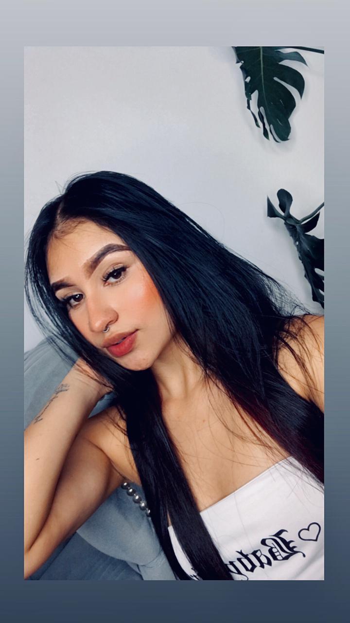 Zayda_'s cute in white🤍
Uploaded November 07, 2023

https://chaturbate.com/photo_videos/photoset/detail/zayda_/16357158/