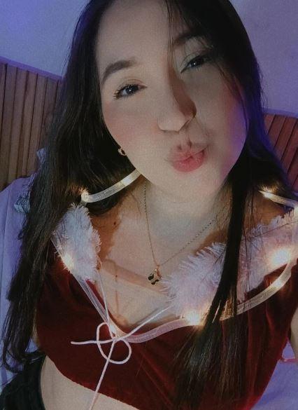 Alissajoness's Merry christmas
Uploaded 2 days ago
Hello everyone! With the excitement of a new month, I wish you a December filled with light, joy, and unforgettable moments. May the magic of the holidays brighten your days. Thank you for being here! ❤️
Hola a todos! Con la emoción de un nuevo mes, les deseo un diciembre lleno de luz, alegría y momentos inolvidables. Que la magia de las fiestas ilumine sus días. ¡Gracias por estar aquí! ❤️
https://chaturbate.com/photo_videos/photoset/detail/alissajoness/22930131/