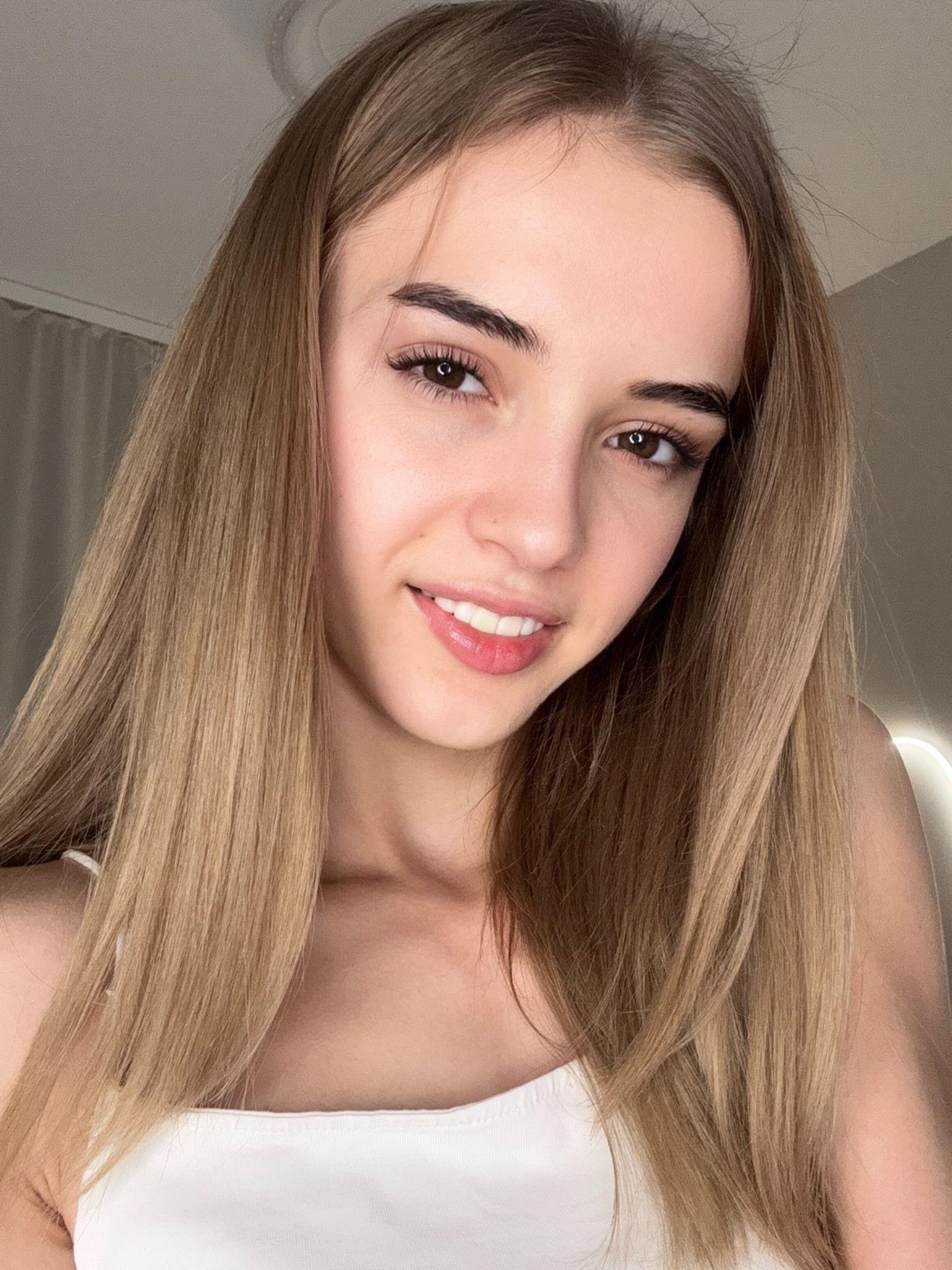 Entya's 💕
Uploaded 2 weeks ago

https://chaturbate.com/photo_videos/photoset/detail/entya/22878929/