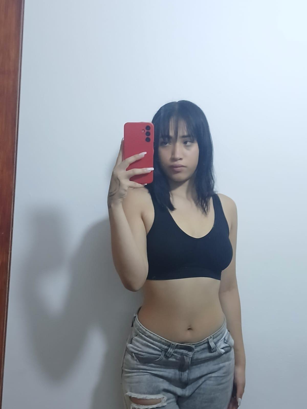 Keylaa_33's kissme
Uploaded 2 hours ago

https://chaturbate.com/photo_videos/photoset/detail/keylaa_33/23033512/