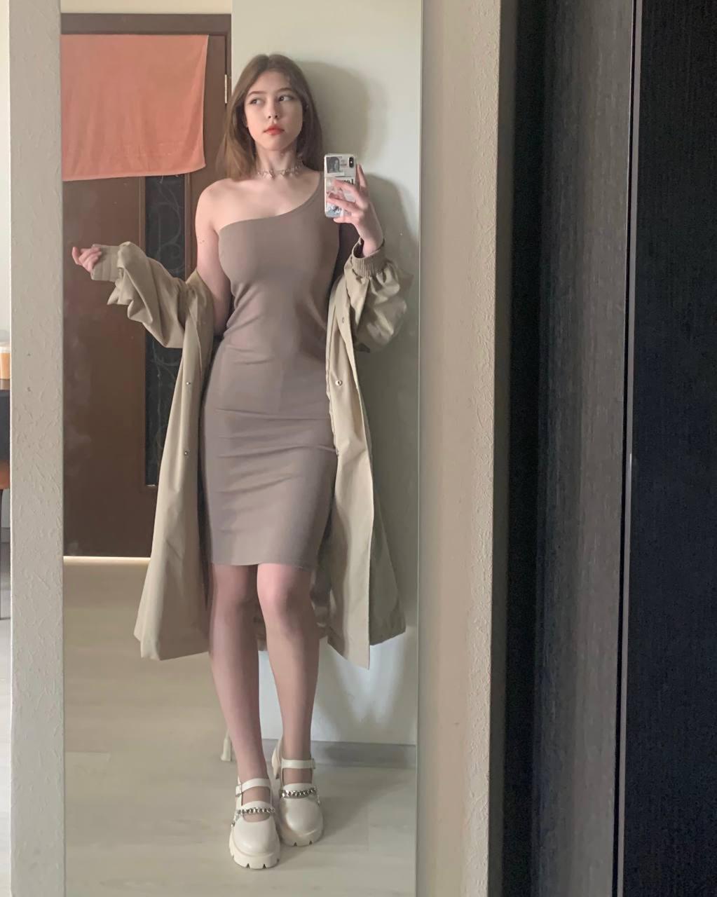 Libbyshepard's me<3
Uploaded September 10, 2023

https://chaturbate.com/photo_videos/photoset/detail/libbyshepard/15860281/