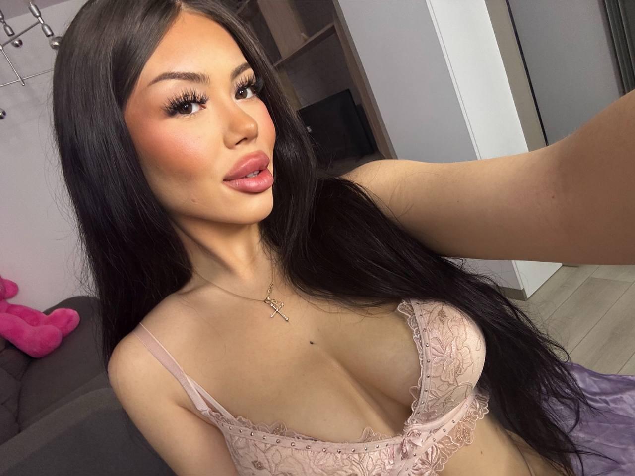 Sourcherry1's 👀😎
Uploaded September 07, 2025

https://chaturbate.com/photo_videos/photoset/detail/sourcherry1/22216286/