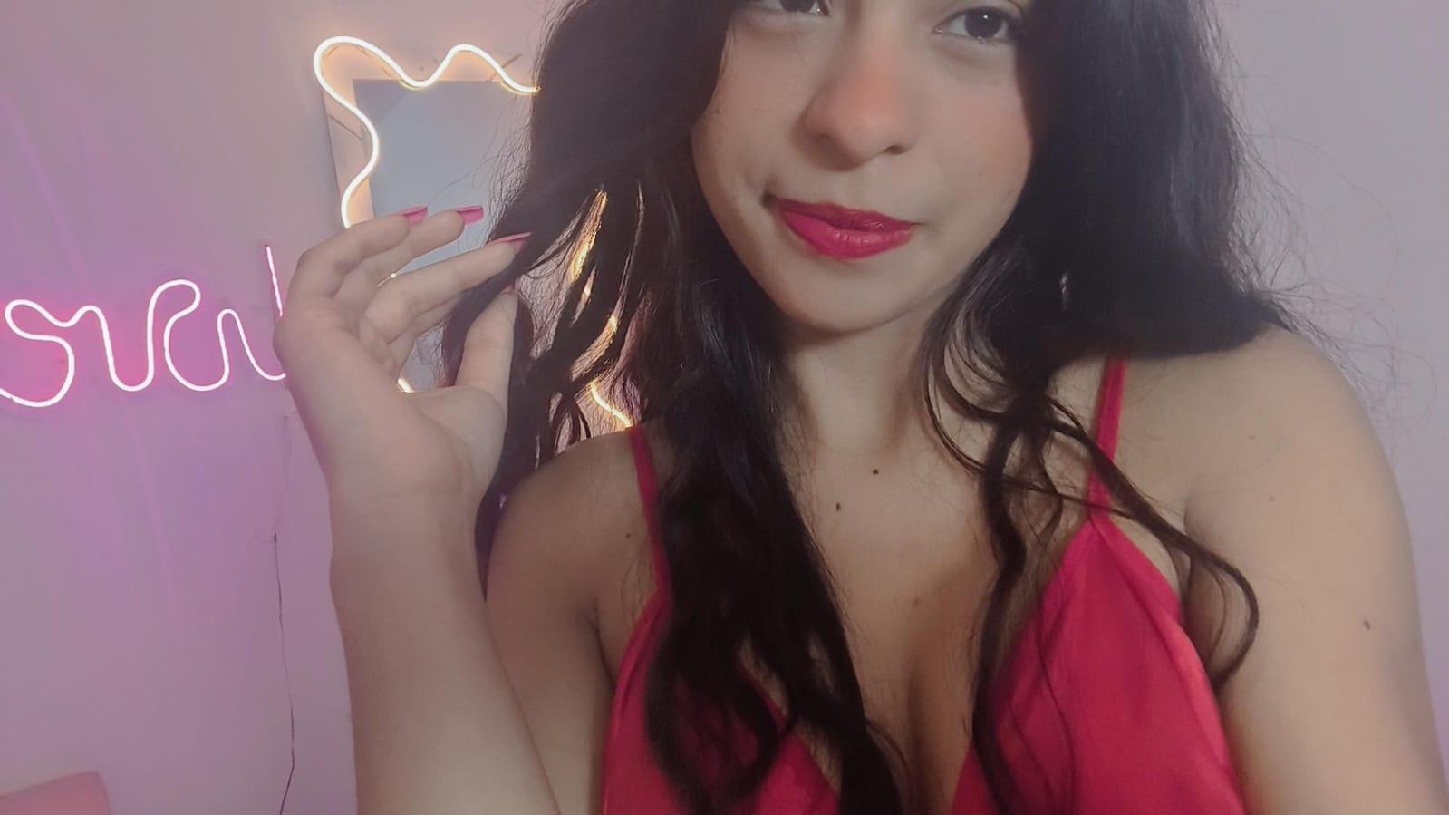 Sandyy_tay's 😈
Uploaded 15 hours ago

https://chaturbate.com/photo_videos/photoset/detail/sandyy_tay/23138151/