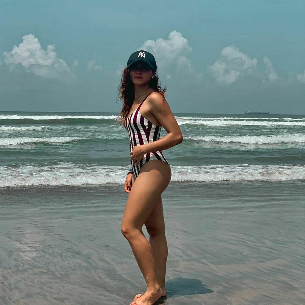 mexican girl https://t.co/Ot5xuOUIL2