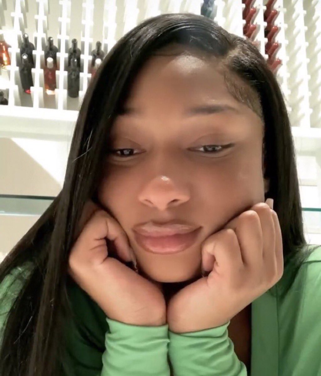 Post notifications on now that @shaTIRED  posting videos ❤️ https://t.co/Lb942p6aTU

@nylalueeth_