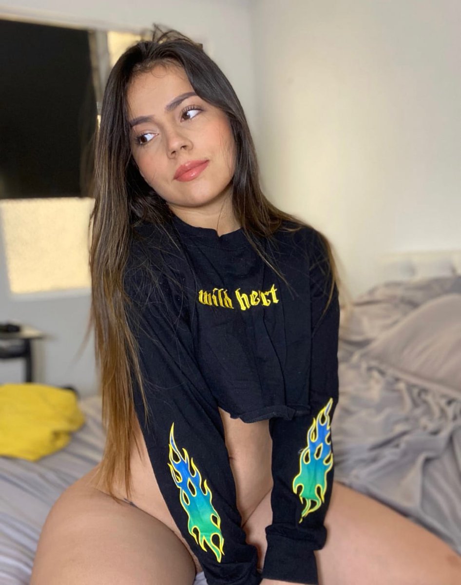 Do you have pokeballs for this Pokémon? 😈❤️ https://t.co/zyvGJnyx7u