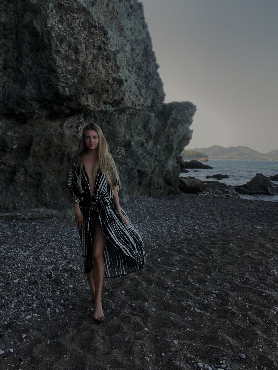 Когда поставила тестировать камеру и случайно сделала лучшее фото отпуска https://t.co/XGAisNFIfC

@trushentsia