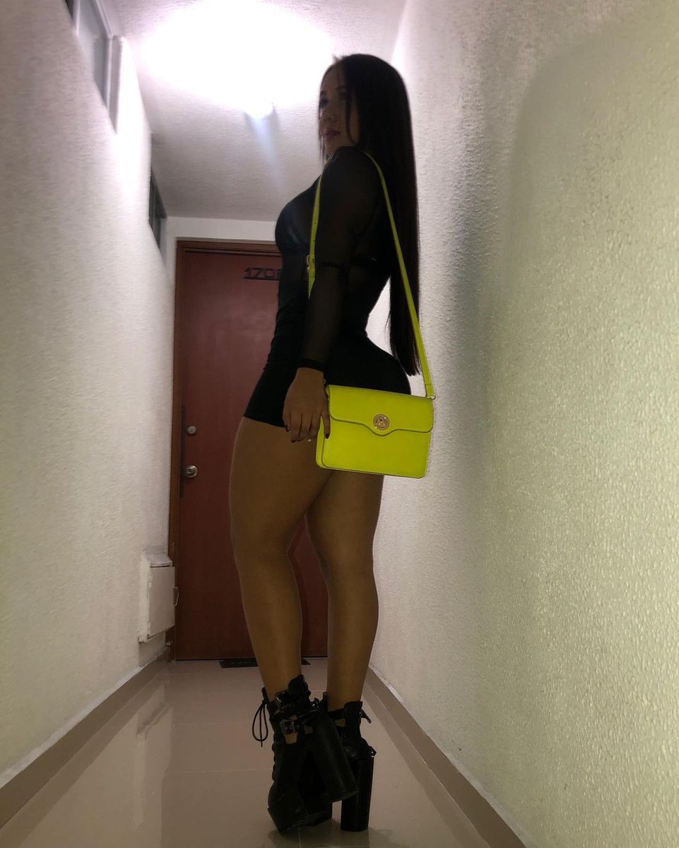 Mas fotos más (mas atrevidas... en #WhatsApp   ) https://t.co/t4ugRCIH8M

@arielarrauri