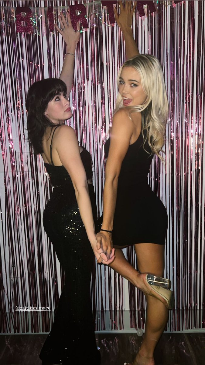 Livvy 🥵 https://t.co/fNfVbgFycx

@Celeb_Fiend