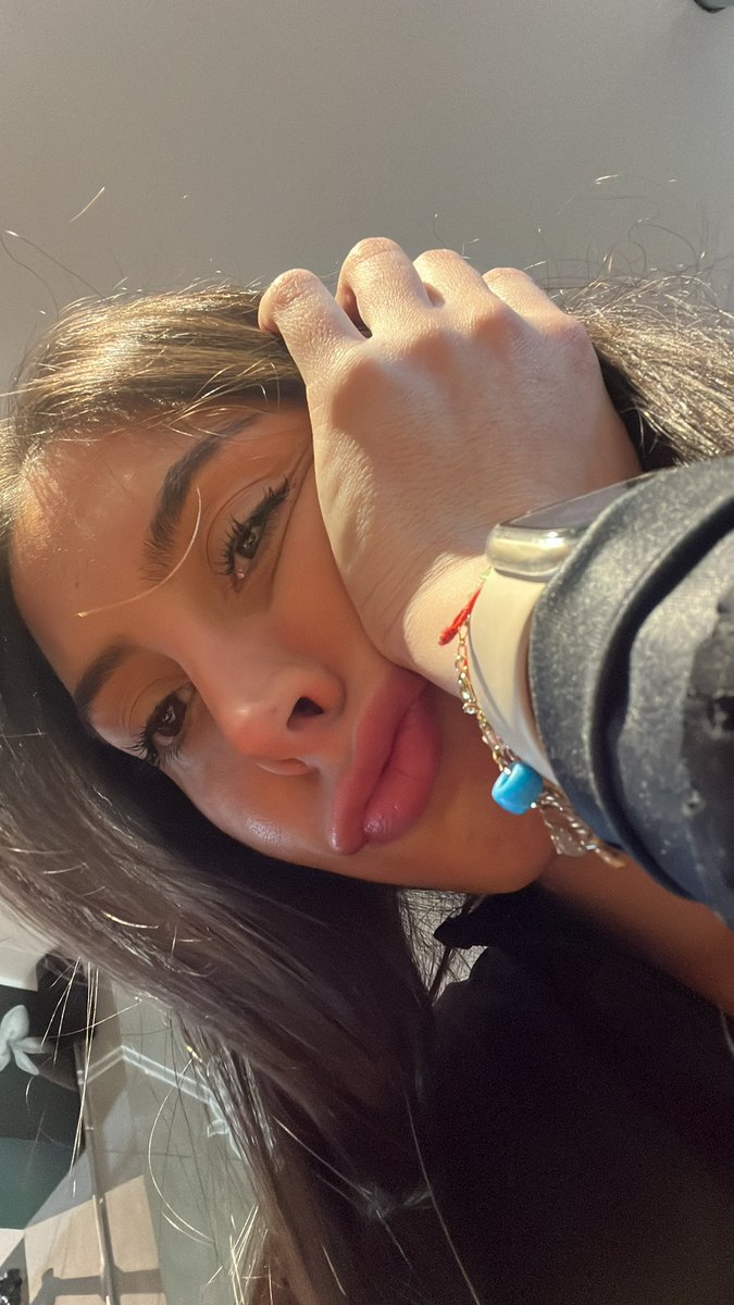 Haciéndote pucherito https://t.co/bzFjXb4Vdl

@naniartt