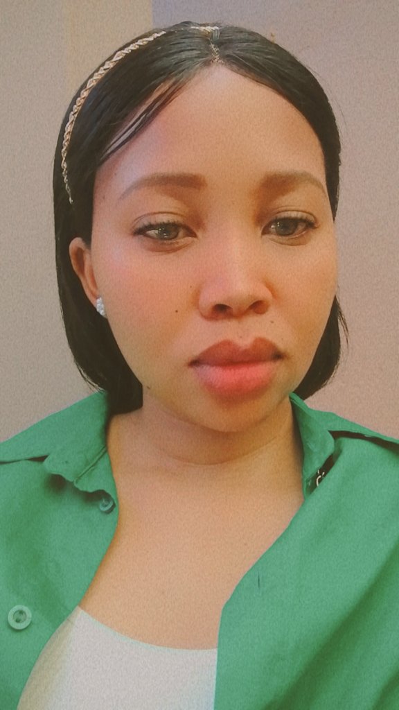 @TreforTre 🐊 https://t.co/RgXqRDYJa8

@KamogeloPrudee