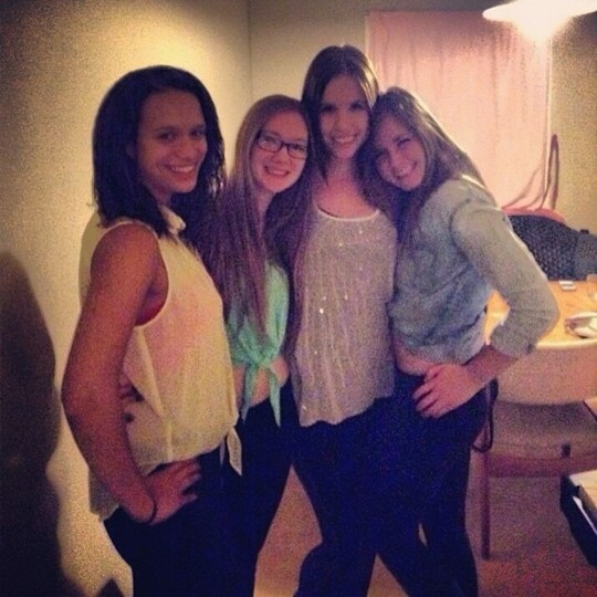 #tbt with my wonder-loves. 👯🙌😘  @karr.anne_ @emmakonr @olivia.anne07 @melissafro