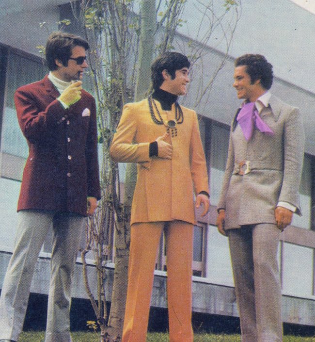 Just chillin', hanging with the fellas. https://t.co/nzWeTFldBL