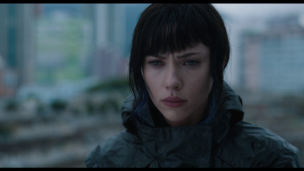 Ghost in the Shell follows the Major (Scarlett Johansson), a special ops, one-of-a-kind human-cyborg hybrid, who leads the elite task force Section 9. Devote...