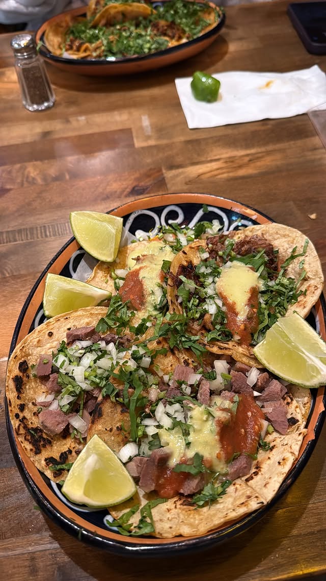 brinovoa's 'gram stories 1:01 PM